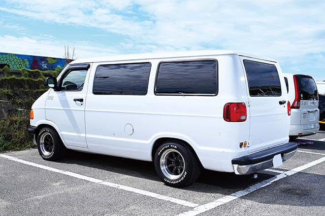 DODGE RAMVAN