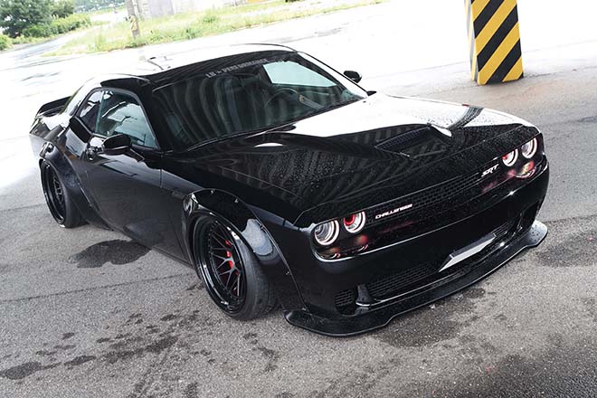 2016 Challenger SRT392