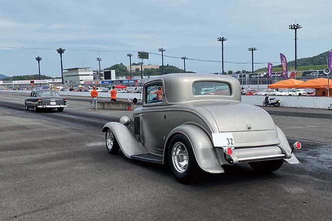 1932 Ford 3 Window Coupe