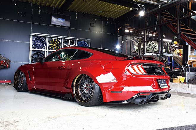 FORD MUSTANG WIDEBODY CUSTOM