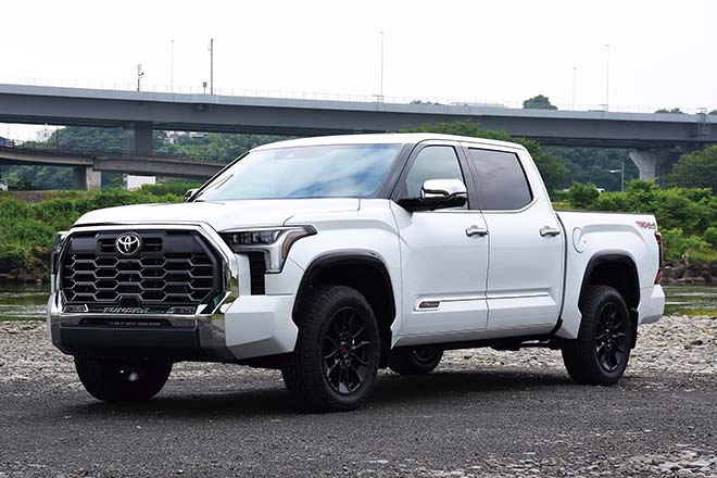 2022 TOYOTA TUNDRA 1794 Edition TRD Off-Road Package